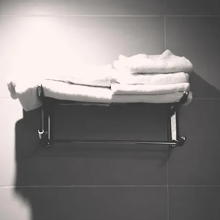 La Bodega 拉·阿尔穆尼亚·多纳·G