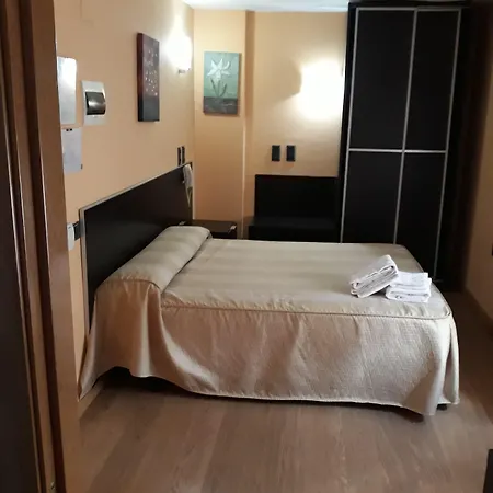 La Bodega 酒店 拉·阿尔穆尼亚·多纳·G