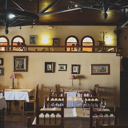 La Bodega 酒店 拉·阿尔穆尼亚·多纳·G