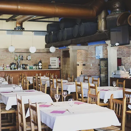 La Bodega 酒店 拉·阿尔穆尼亚·多纳·G