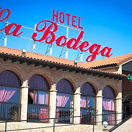 La Bodega 3*