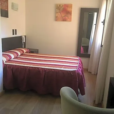 Hotell La Bodega La Almunia de Doña Godina