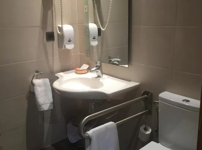 Hotell La Bodega La Almunia de Doña Godina