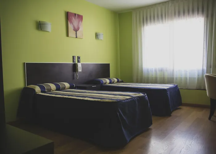 Hotell La Bodega La Almunia de Doña Godina