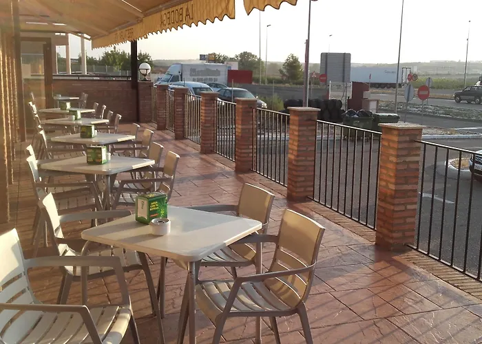 La Bodega فندق La Almunia de Doña Godina