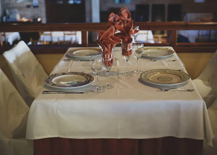 La Bodega فندق La Almunia de Doña Godina